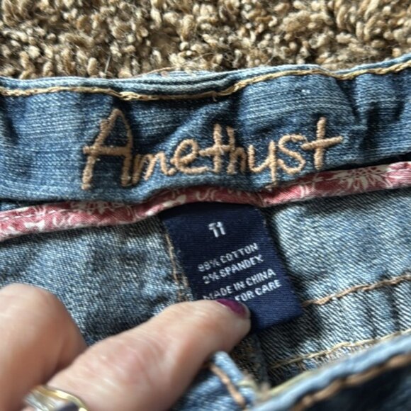 Amethyst 11 Medium Wash Distressed Jean Shorts - Picture 3 of 8